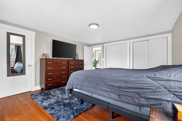 1369 S Hermitage Rd, Hermitage, PA 16148