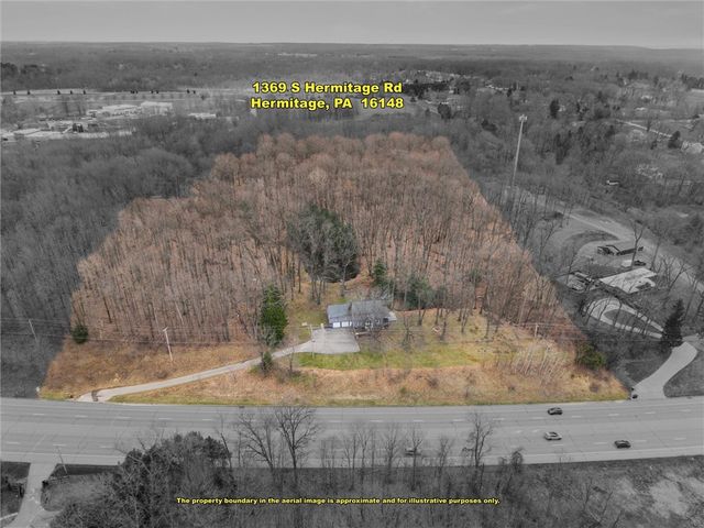 1369 S Hermitage Rd, Hermitage, PA 16148
