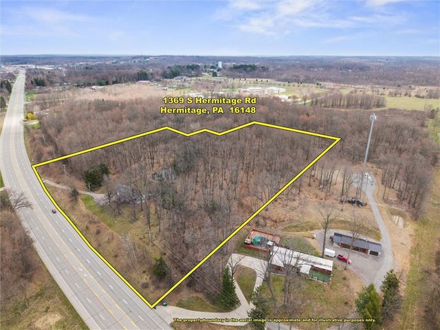 1369 S Hermitage Rd, Hermitage, PA 16148