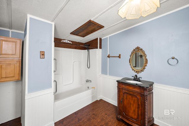 12450 Fretwell Lane, Lillian, AL 36549