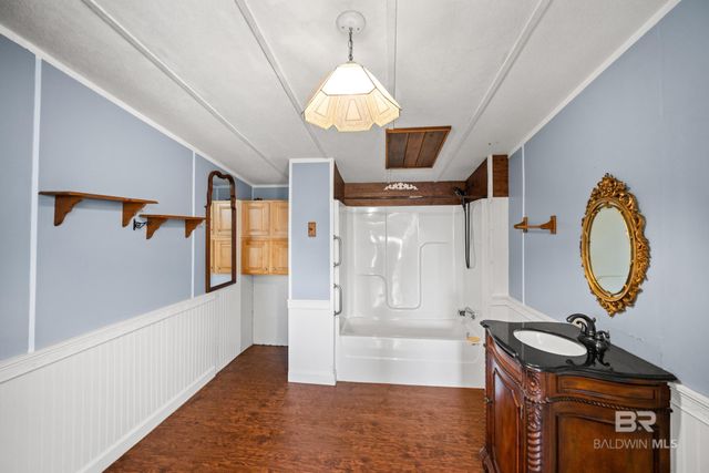 12450 Fretwell Lane, Lillian, AL 36549