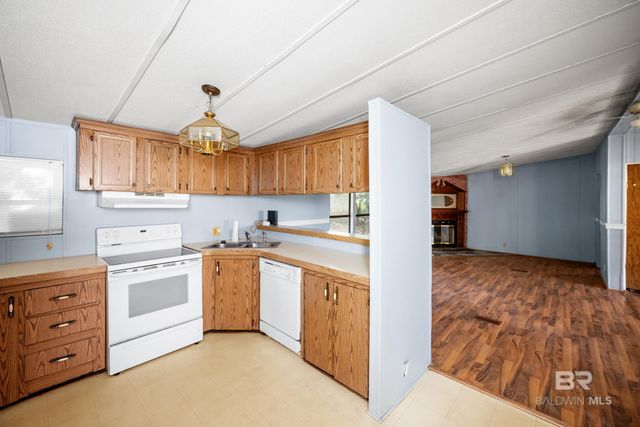 12450 Fretwell Lane, Lillian, AL 36549