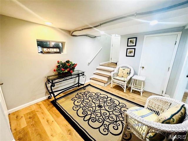 7740 Jerome Avenue, Maplewood, MO 63143