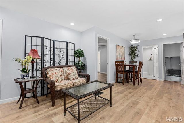 7740 Jerome Avenue, Maplewood, MO 63143