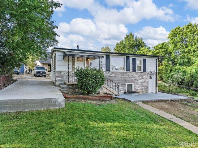 7740 Jerome Avenue, Maplewood, MO 63143