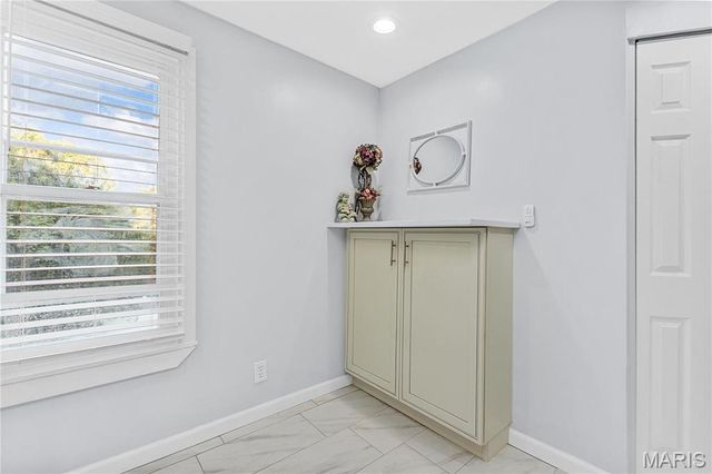 7740 Jerome Avenue, Maplewood, MO 63143