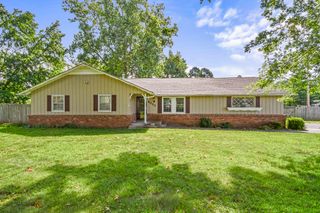 4862 South Fremont Avenue, Springfield, MO 65804