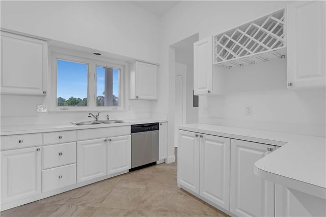5065 Harmony Circle 203, Vero Beach, FL 32967