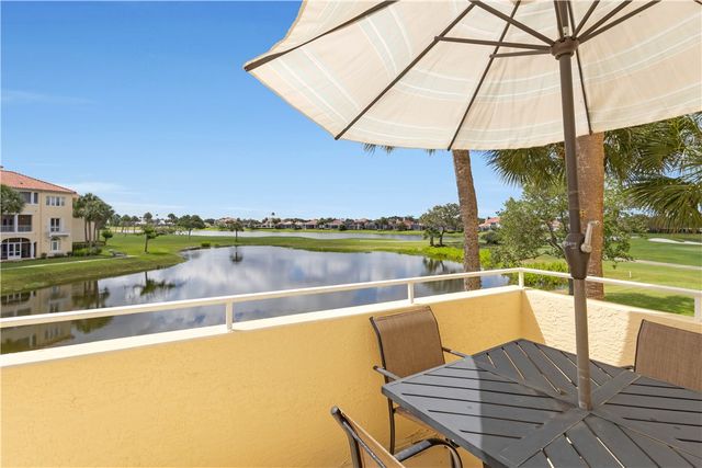5065 Harmony Circle 203, Vero Beach, FL 32967