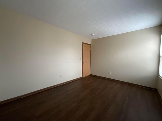 7523 Canal Highlands Boulevard, Canal Winchester, OH 43110