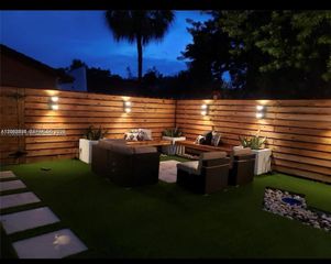 522 NE 195th Street, Miami, FL 33179