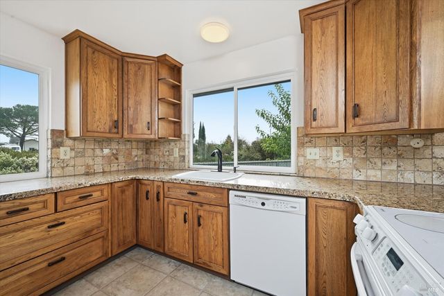 9035 Salinan Way, Kelseyville, CA 95451