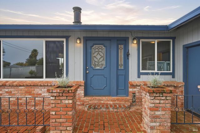 9035 Salinan Way, Kelseyville, CA 95451