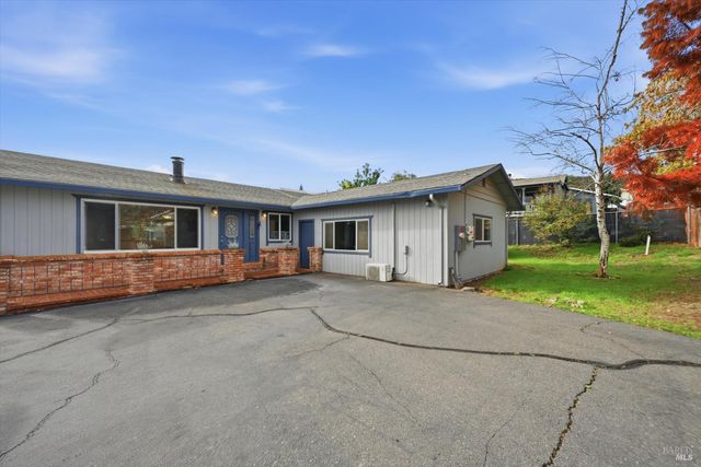 9035 Salinan Way, Kelseyville, CA 95451