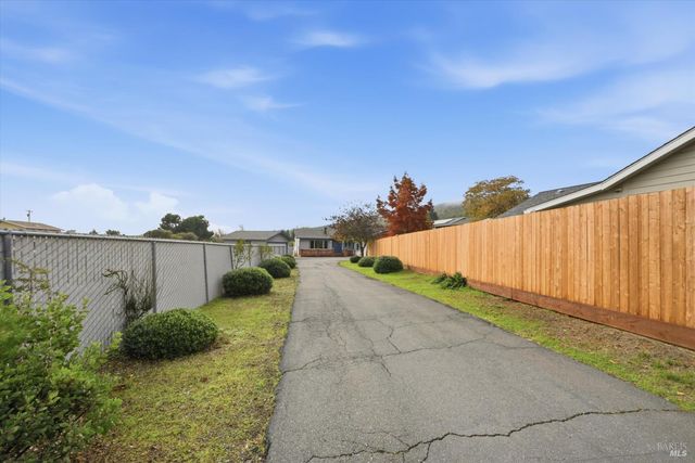9035 Salinan Way, Kelseyville, CA 95451