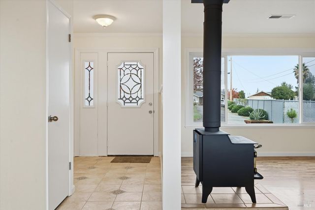 9035 Salinan Way, Kelseyville, CA 95451