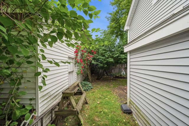 10 Birch Street, Derry, NH 03038