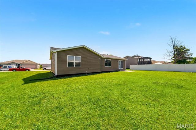 411 Edwin Drive, Dupo, IL 62239