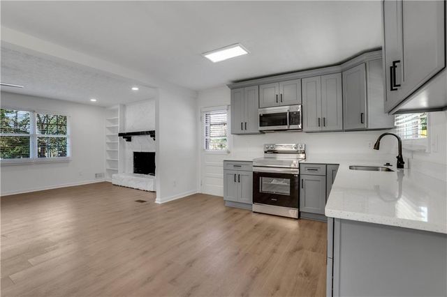 2928 Dover Drive, Duluth, GA 30096