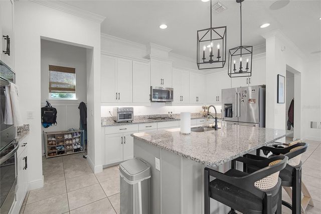 15419 UGLIS ALLEY, Winter Garden, FL 34787