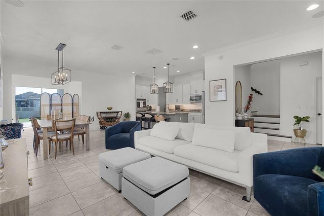 15419 UGLIS ALLEY, Winter Garden, FL 34787