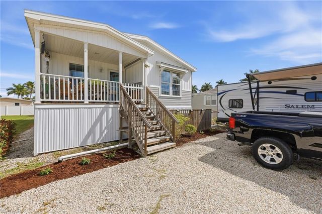 13110 Point Breeze DR, Fort Myers, FL 33908