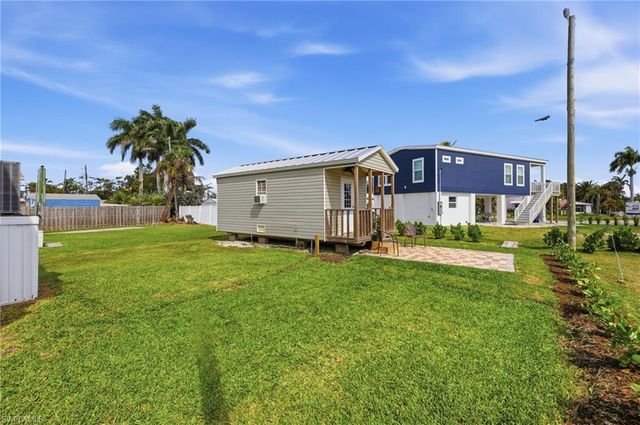 13110 Point Breeze DR, Fort Myers, FL 33908