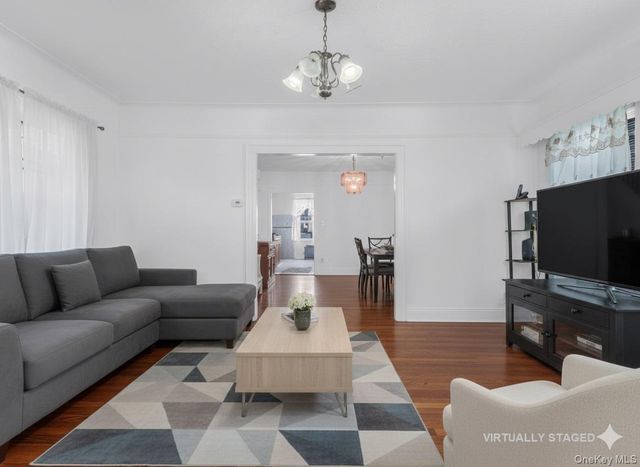 88-19 215th Street, Queens Village, NY 11427