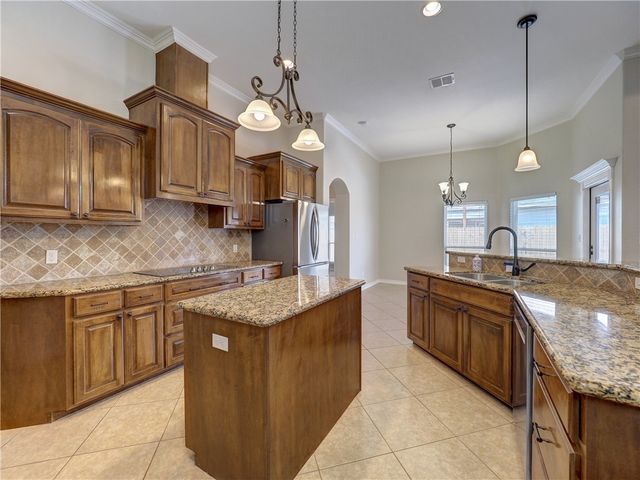 15429 Finistere St, Corpus Christi, TX 78418