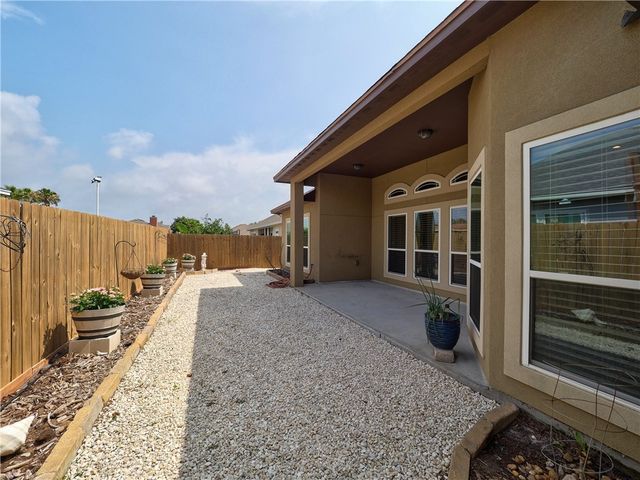 15429 Finistere St, Corpus Christi, TX 78418