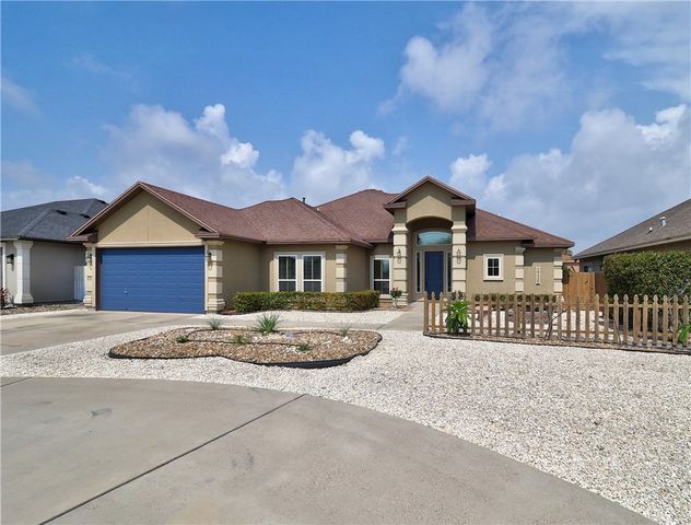 15429 Finistere St, Corpus Christi, TX 78418