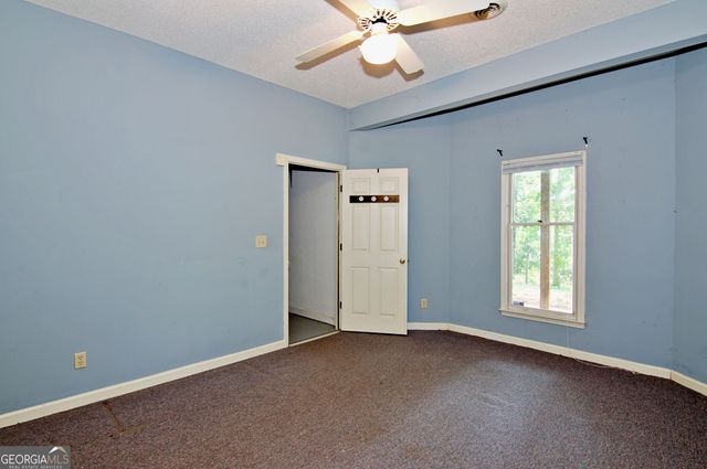 108 Windy Point N, Townville, SC 29689