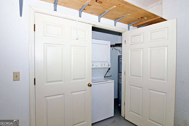 108 Windy Point N, Townville, SC 29689