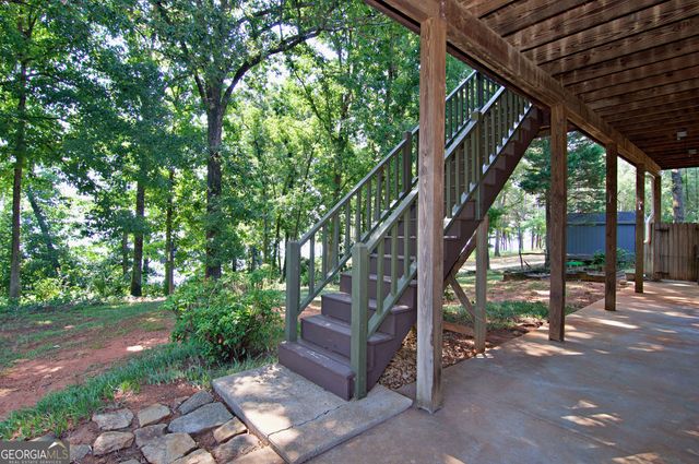 108 Windy Point N, Townville, SC 29689