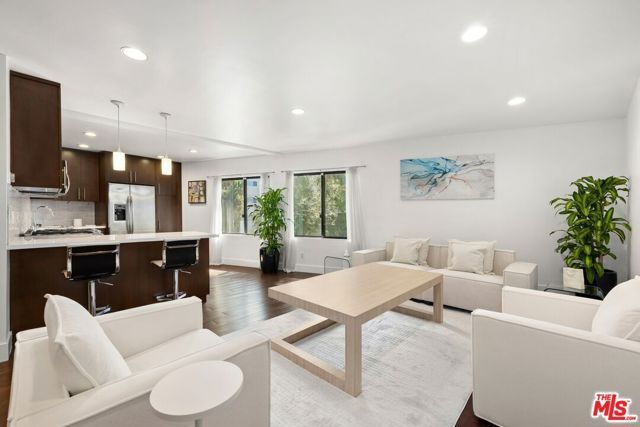 8755 Shoreham Drive 101, West Hollywood, CA 90069