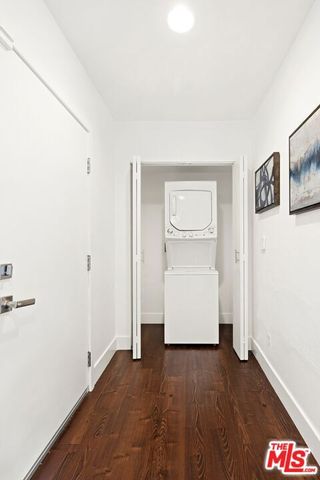 8755 Shoreham Drive 101, West Hollywood, CA 90069