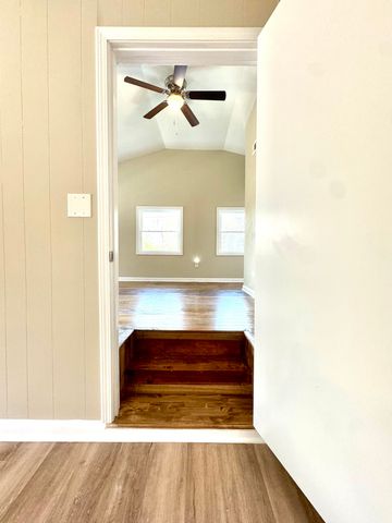 S 3193 Pitzer Ridge RD, Covington, VA 24426