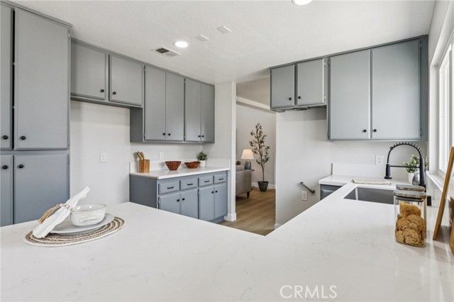 732 S Lassen Avenue, Rialto, CA 92410