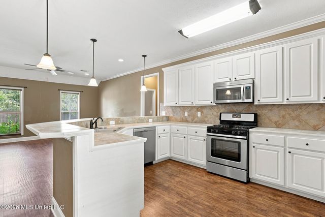 159 Harvey Circle, Canton, MS 39046