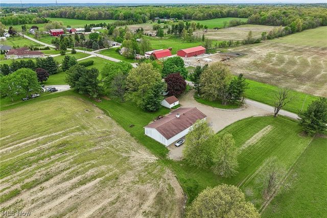4416 Paradise Road, Seville, OH 44273
