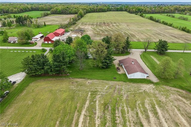 4416 Paradise Road, Seville, OH 44273