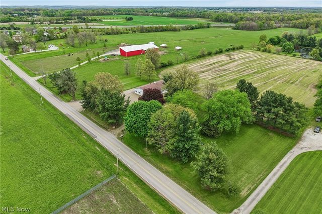 4416 Paradise Road, Seville, OH 44273