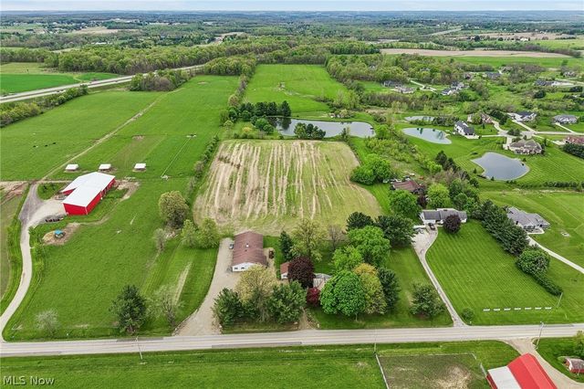 4416 Paradise Road, Seville, OH 44273