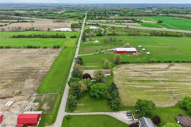 4416 Paradise Road, Seville, OH 44273