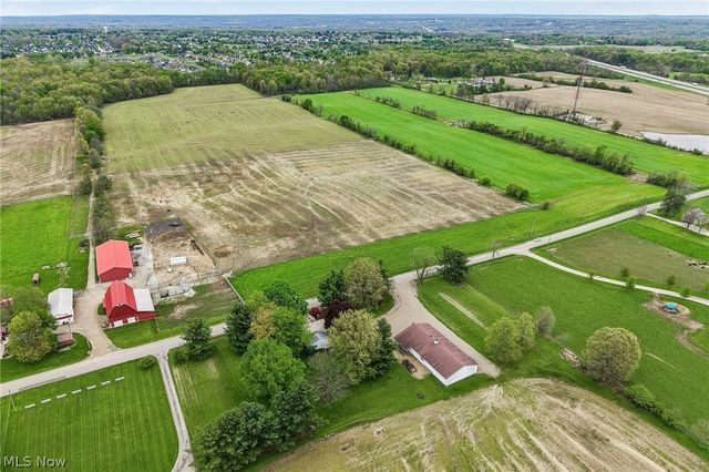 4416 Paradise Road, Seville, OH 44273