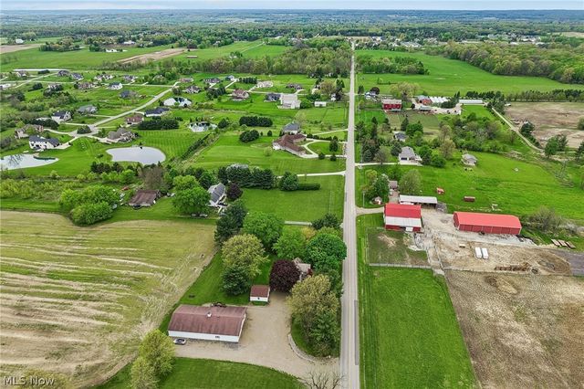 4416 Paradise Road, Seville, OH 44273