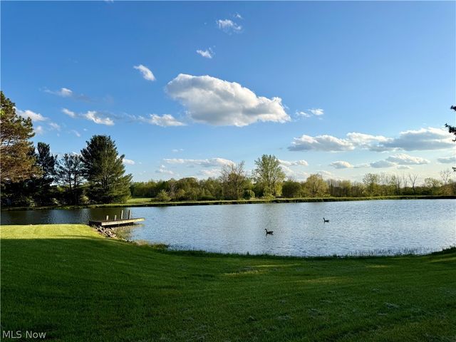4416 Paradise Road, Seville, OH 44273