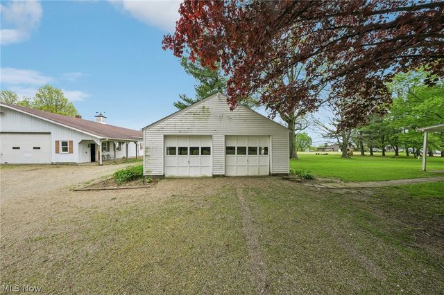 4416 Paradise Road, Seville, OH 44273
