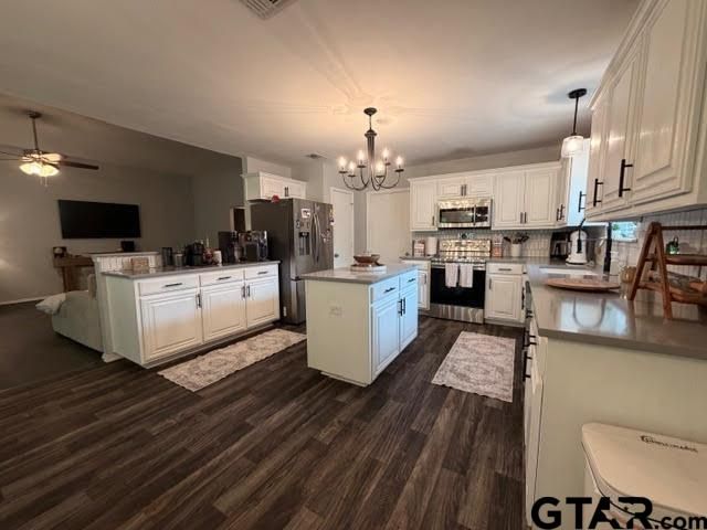 121 Maggie Circle, Flint, TX 75762