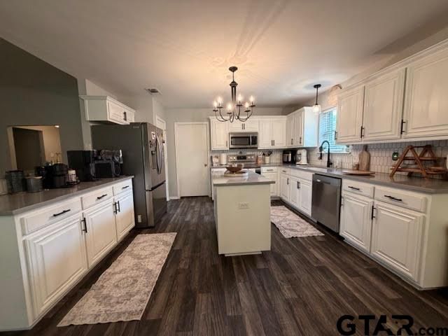 121 Maggie Circle, Flint, TX 75762